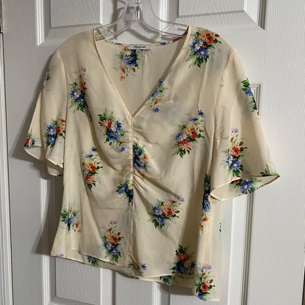 Floral top
